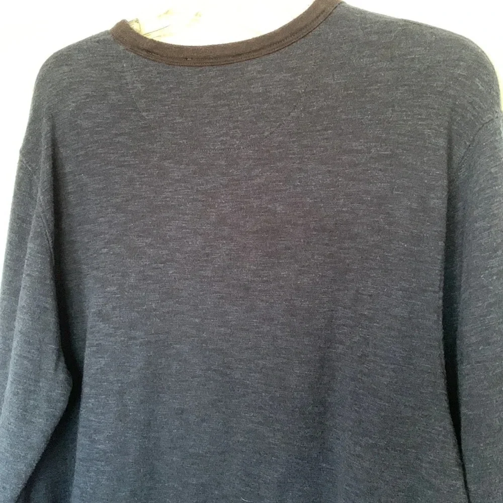 MENS VINCE LONG SLEEVE PULLOVER BLUE AND BLACK TOP SIZE MEDIUM COTTON/poly